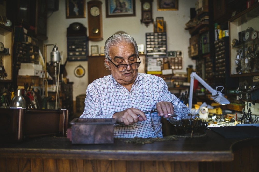 杰登·奥斯卡里昂-欧米茄售后维修中心