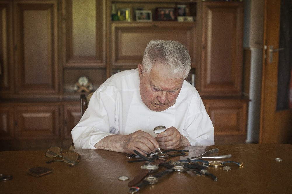 达芙妮·克劳迪娅-欧米茄售后维修中心