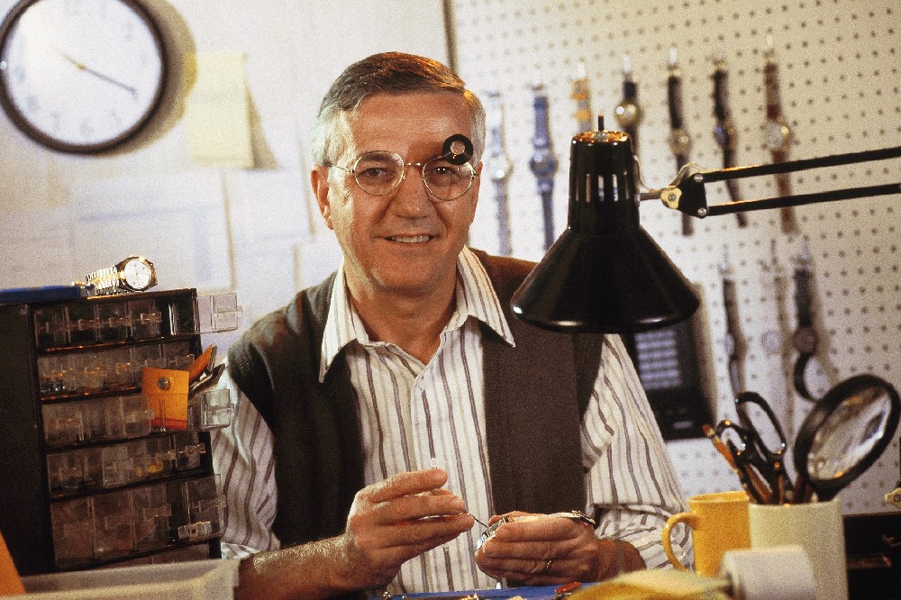 凯罗尔·切尔西-欧米茄售后维修中心